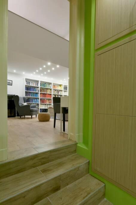 Downtown Island Of Peace By Nw Apartment Budapest Exterior photo